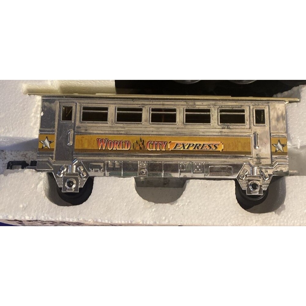 VTG QVC Union Express Train Sets w/ Engine, Cars and Track Tested Works - Picture 5 of 10